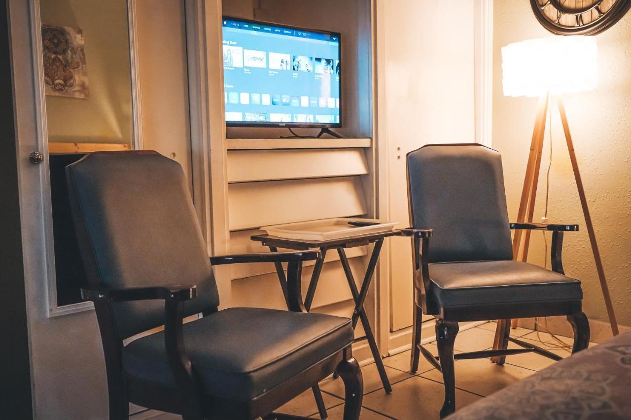 Hollywood Light Haven Lodge 外观 照片